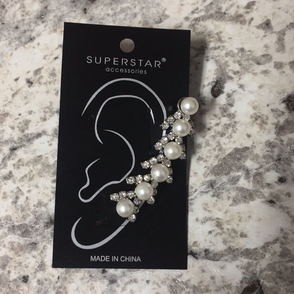 SuperStar Full Ear Lob Ear Ring.